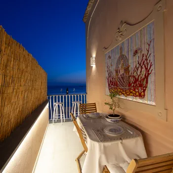 Terrazzino vista mare